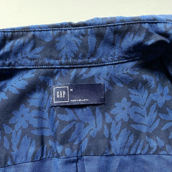 Gap Button Up Shirt - Picture 3 of 4